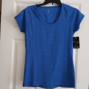 NWT Perfomance tee